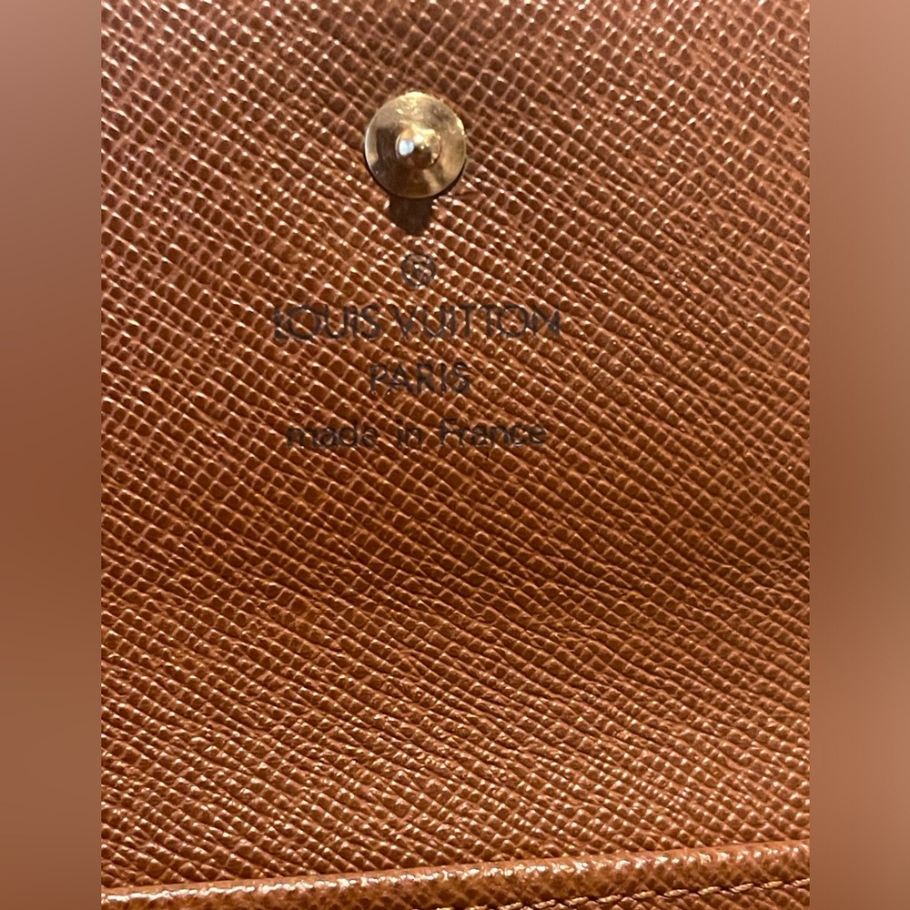 Louis Vuitton Elise Double Snap Pocket Wallet Code SP1022. H 4” x W 4.4” EUC - Picture 5 of 12